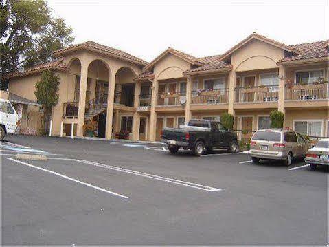 Valley Inn Watsonville Exterior photo